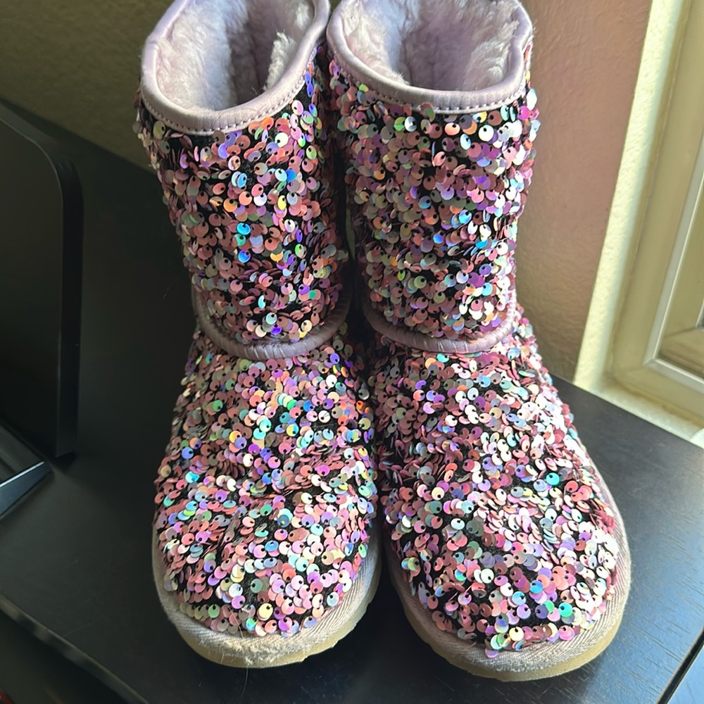 Ugg boots purple sequins size 5